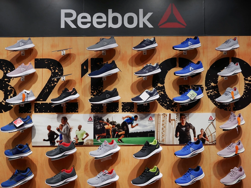 Reebok по-прежнему доступен для российского покупателя. Фото © Shutterstock / FOTODOM / chanonnat srisura