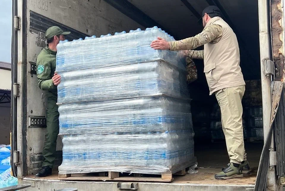 Ветераны СВО первыми пришли на помощь затопленному Дагестану. Фото © Ассоциации ветеранов СВО