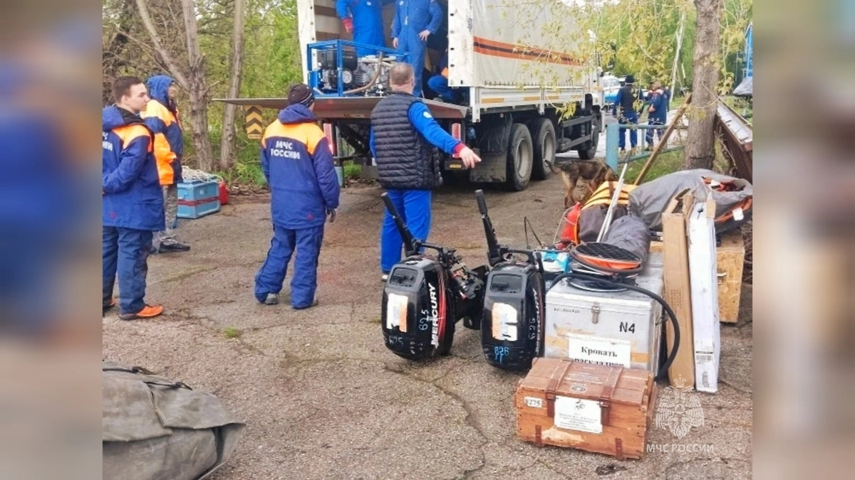 В Ульяновской области продолжаются поиски двух подростков, пропавших на Волге. Фото © ГУ МЧС России по Ульяновской области