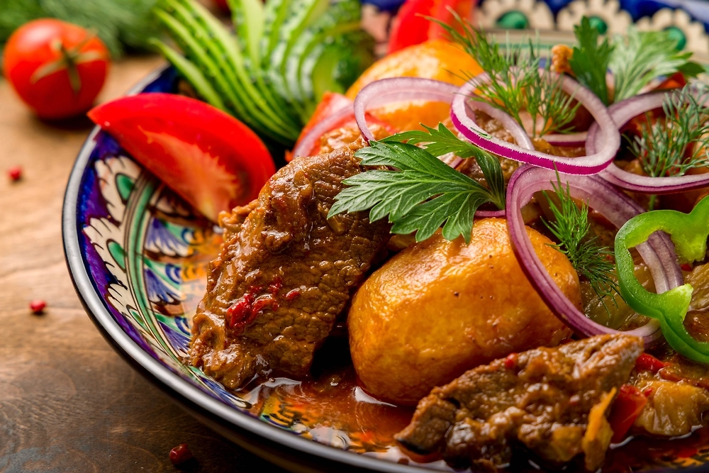 Рагу из баранины с овощами. Фото © Shutterstock / FOTODOM / SnapFocus