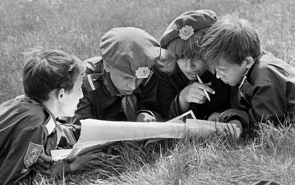 Пионерские лагеря СССР: уникальные снимки из «Артека», «Океана» и «Орлёнка». Фото © ТАСС / Борис Клипиницер