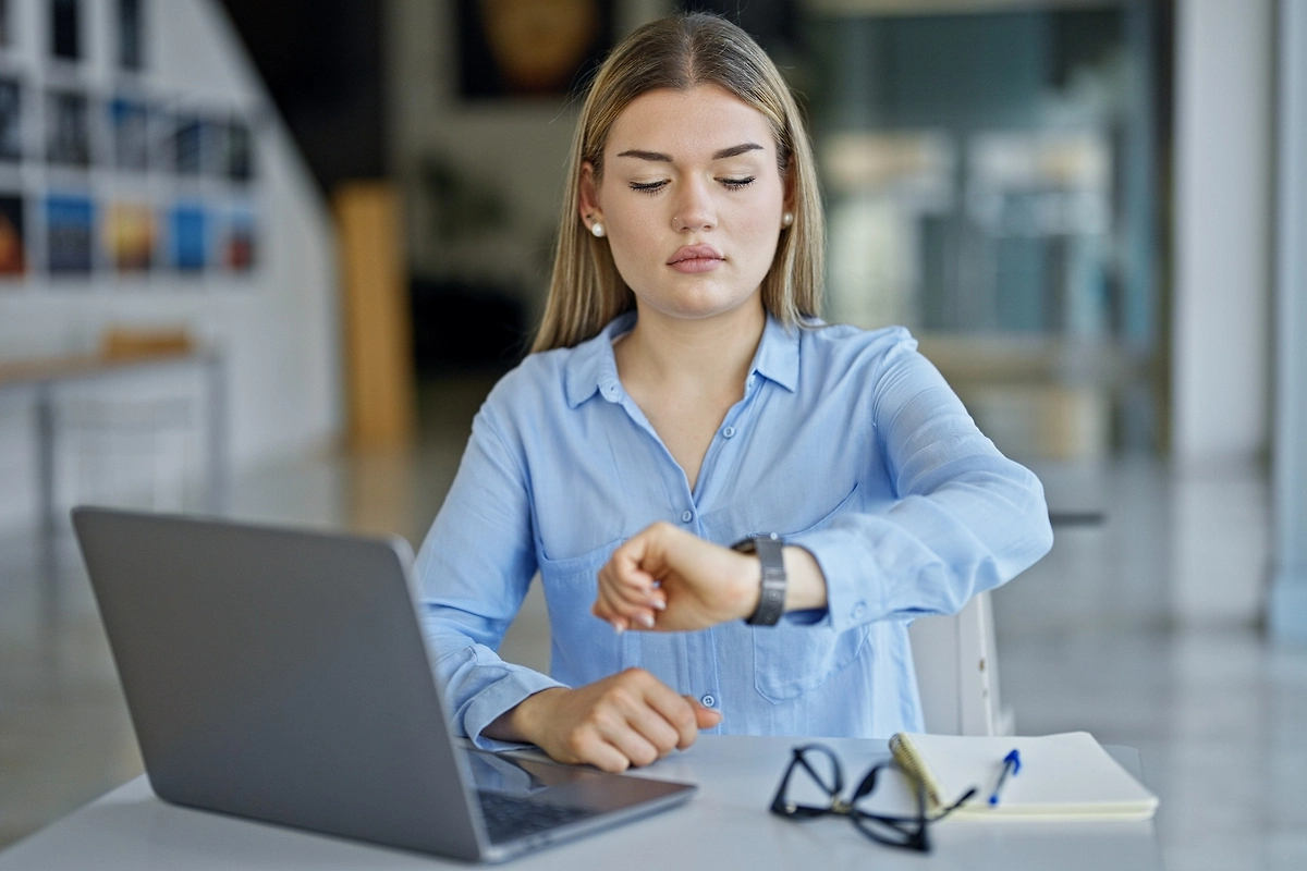 Кто из работников не может работать сверхурочно по закону. Фото © Shutterstock / FOTODOM / Krakenimages.com