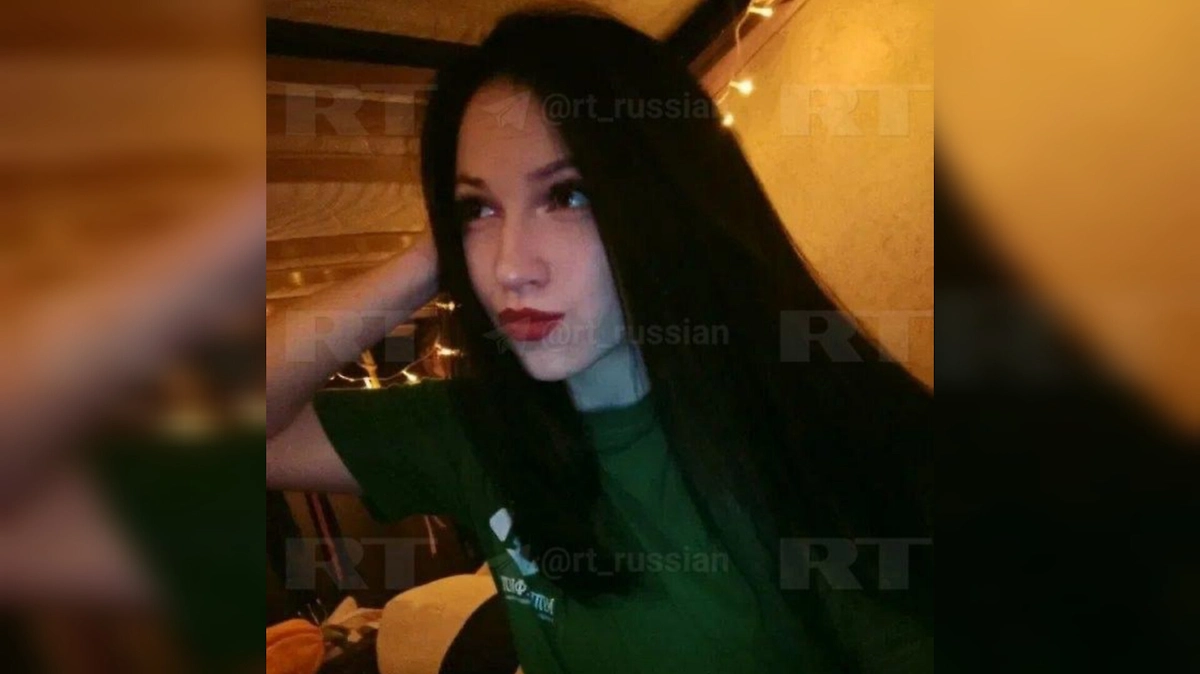 Девушка, пропавшая после ударов ВСУ по общежитию в Старобельске. Фото © Telegram / RT на русском