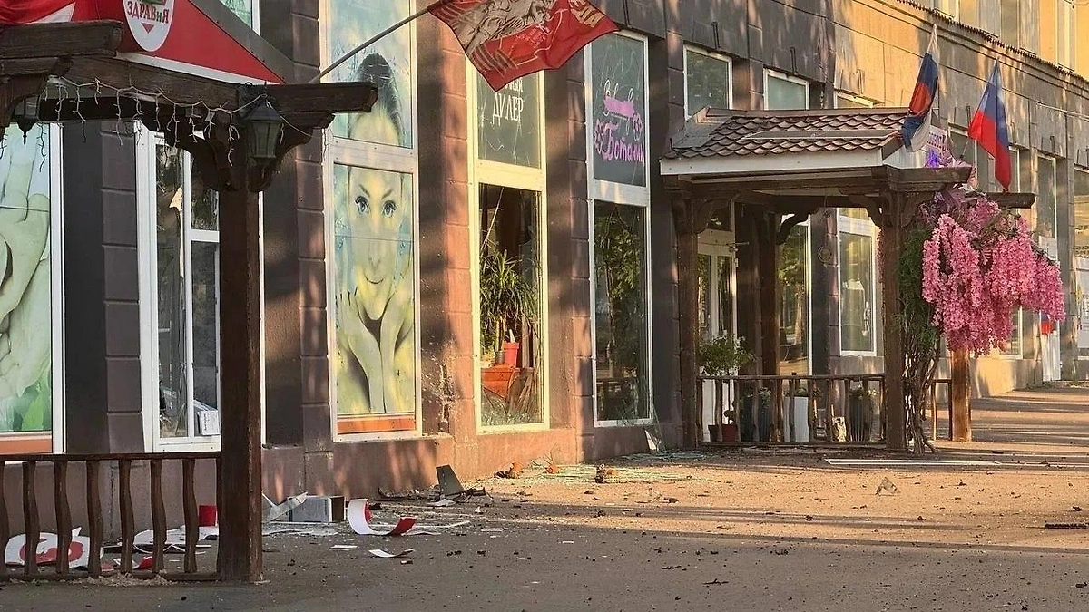 Последствия ударов дроном по Луганску. Фото © Telegram/ Леонид Пасечник