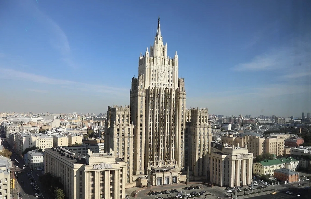 МИД: Россия готова продолжить переговоры на основе договорённостей в Анкоридже