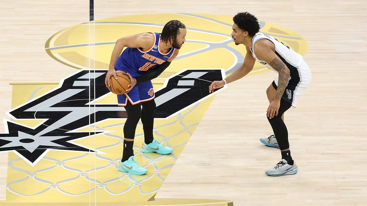 Джейлен Брансон с мячом. Фото © nba.com