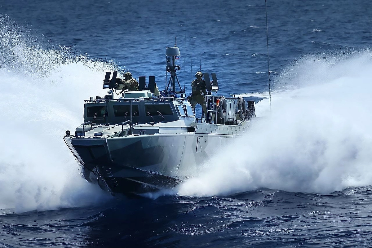 Концерн &laquo;Калашников&raquo; оснастил катера БК-16 барокамерой для водолазов