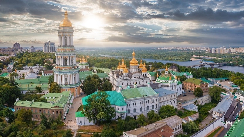 Обложка © Shutterstock / FOTODOM / Pandora Pictures