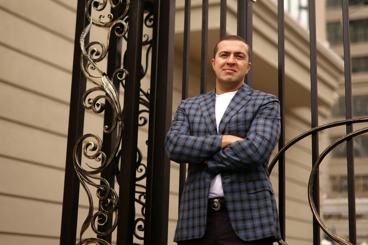 Николай Амосов — глава и основатель одной из крупнейших строительных компаний России ГК «Точно». Фото © VK / ГК ТОЧНО