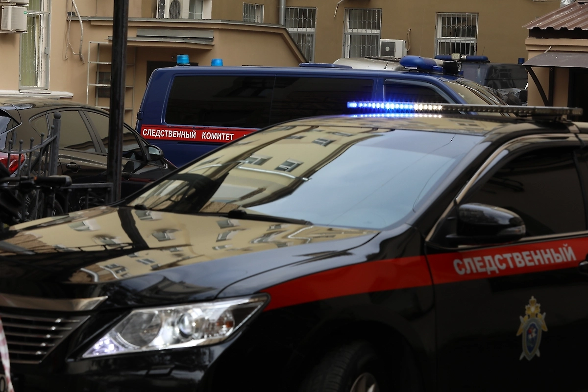 После убийства стюардессы в ОАЭ завели дела на двух петербургских полицейских
