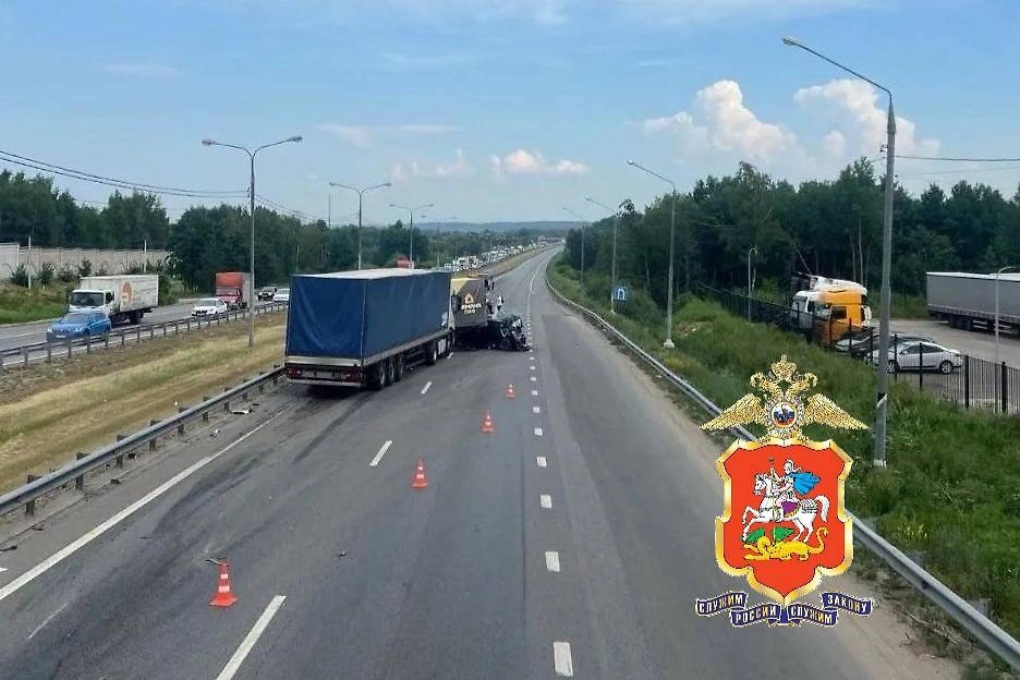 Последствия ДТП на трассе М-5 «Урал» в Подмосковье. Фото © Telegram / Подмосковная полиция