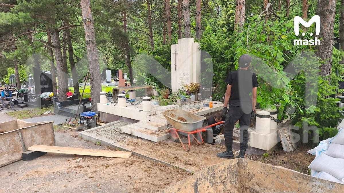 Сергея Иванова похоронят рядом с сыном на Троекуровском кладбище. Фото © Telegram/ Mash