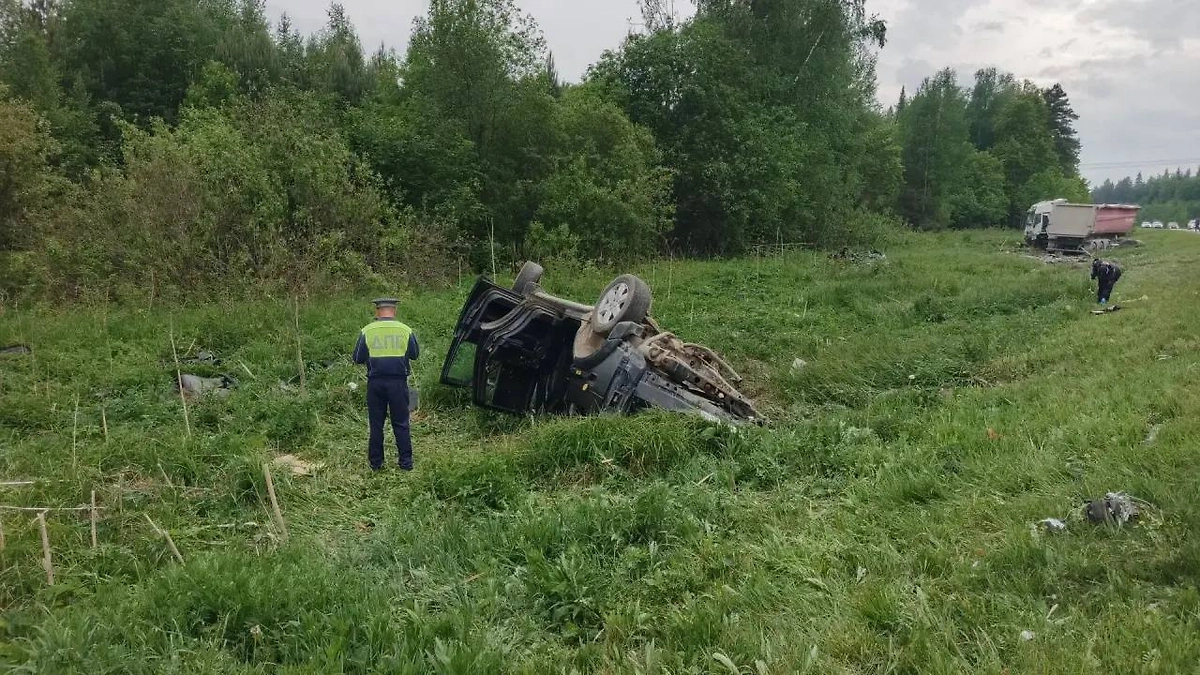 ДТП с погибшими на Урале. Фото © Госавтоинспекция Свердловской области