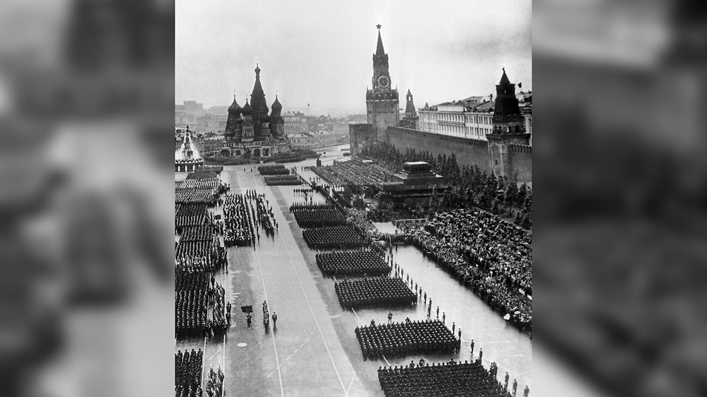 Первый Парад Победы в Москве: как 24 июня 1945 года страна увидела своих героев? Фото ©&nbsp;ТАСС / Марк Редькин