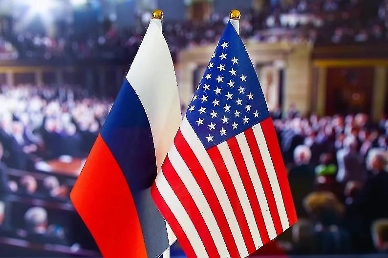 Рубио заявил о работе США над новыми санкциями против России