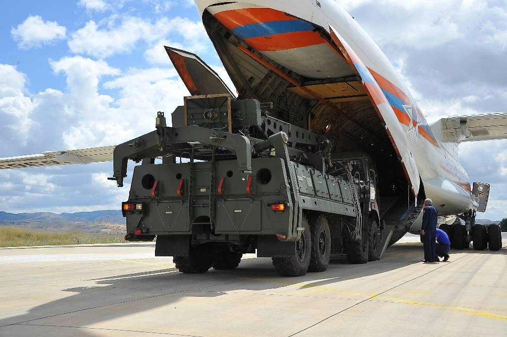 Прибытие первых С-400 в Турцию. Фото © X / T.C. Millî Savunma Bakanlığı
