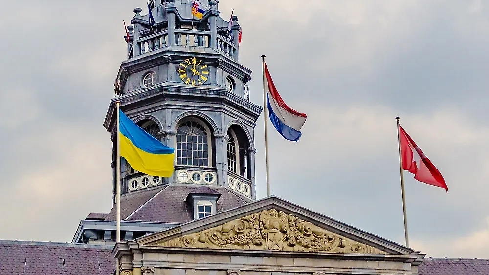 Обложка © Shutterstock / FOTODOM / Sova Olena