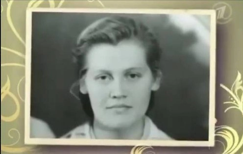 Елена Малышева сообщила о смерти своей 93-летней матери. Фото © Кадр из передачи «Жить здорово!»
