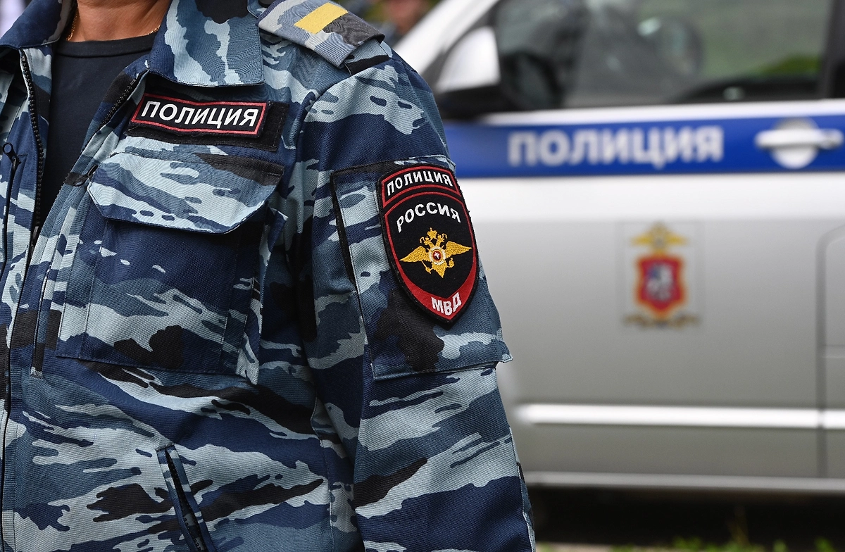 Сотрудник полиции. Обложка © Life.ru