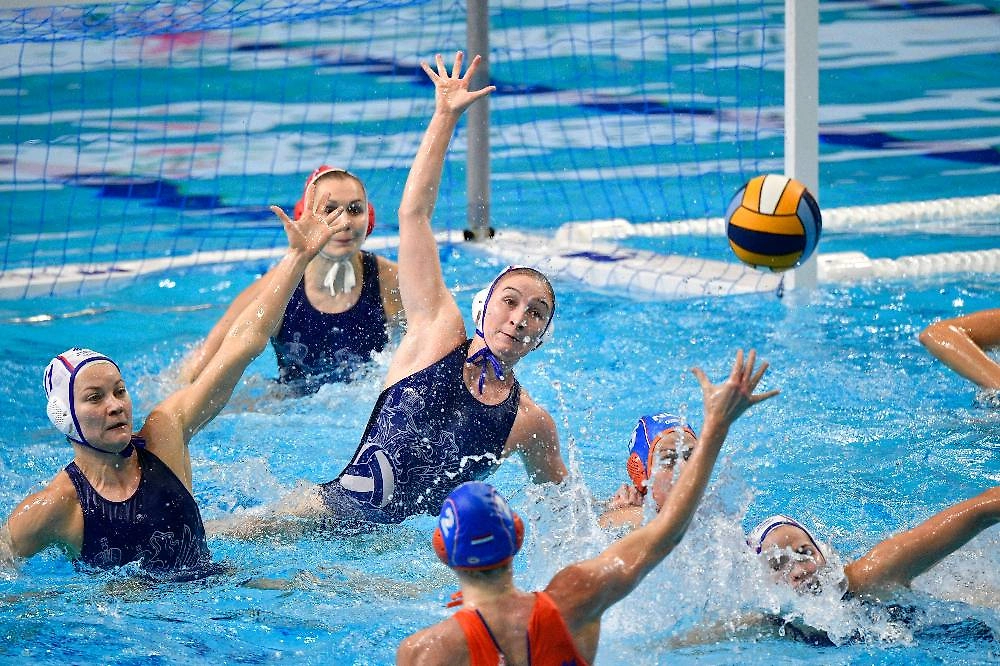 Сборная России по водному поло. Обложка © ТАСС / ЕРА / Zsolt Szigetvary