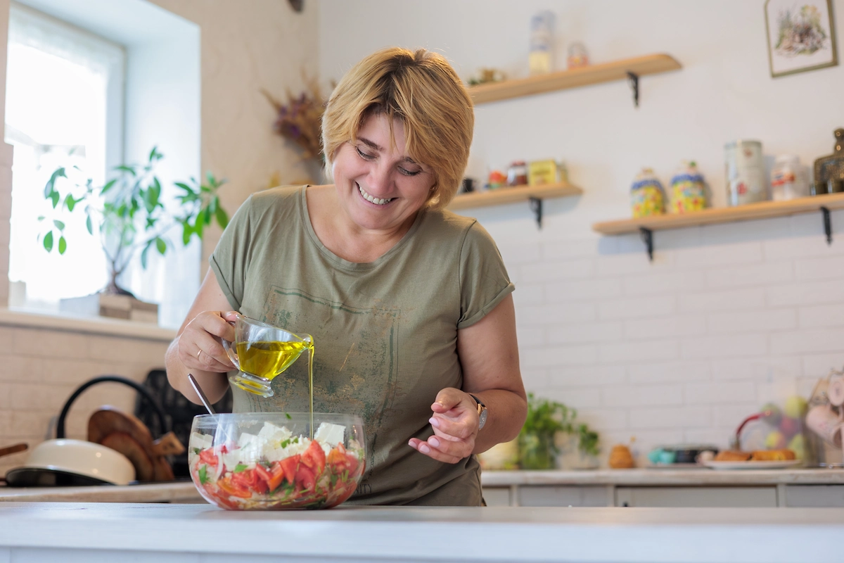 Что происходит в организме во время предменопаузы и какие продукты необходимо употреблять в пищу? Фото © Shutterstock / FOTODOM / Mishchenko Svitlana