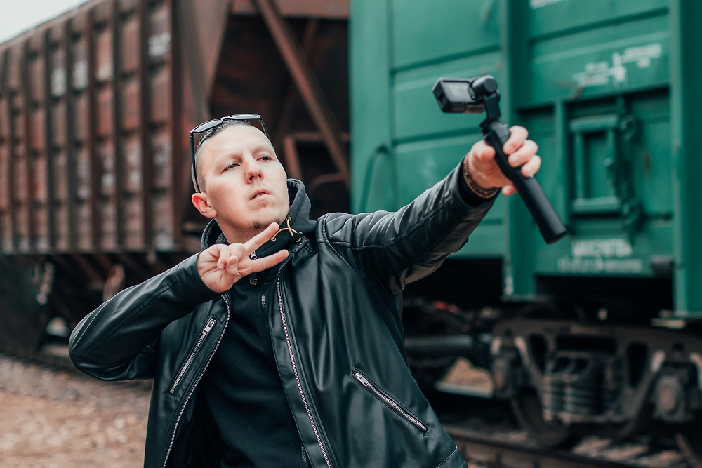 Обложка © Shutterstock / FOTODOM / InfinitumProdux