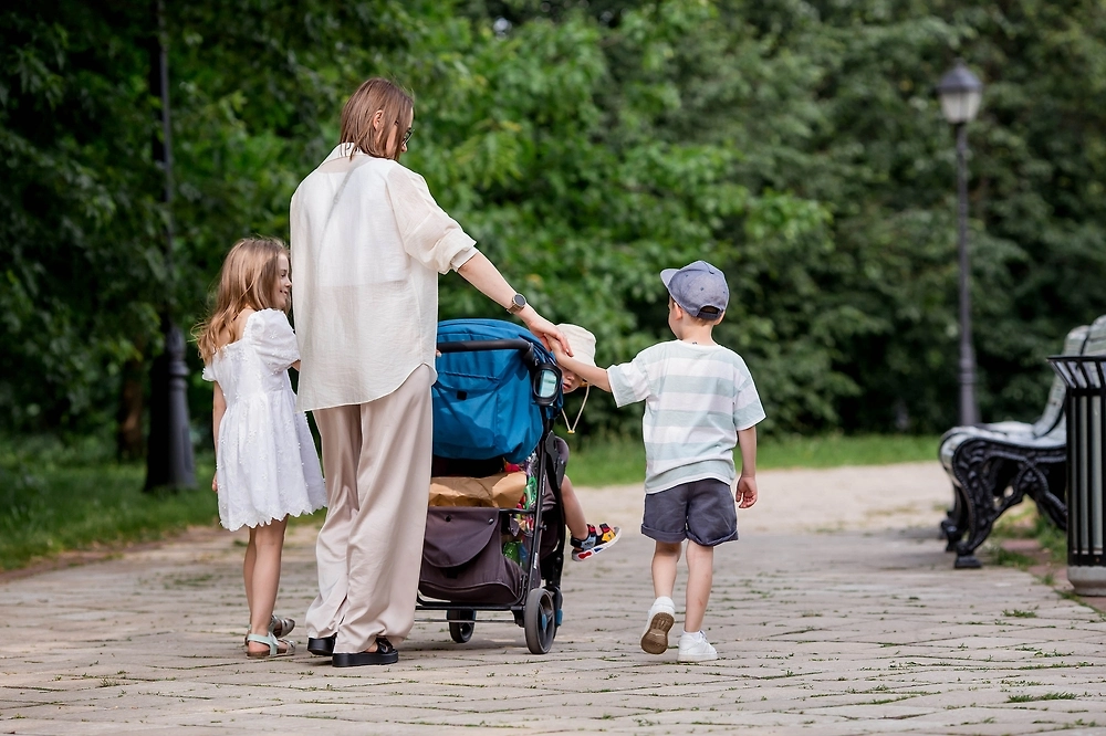 Обложка © Shutterstock / FOTODOM / PhotoJuli86