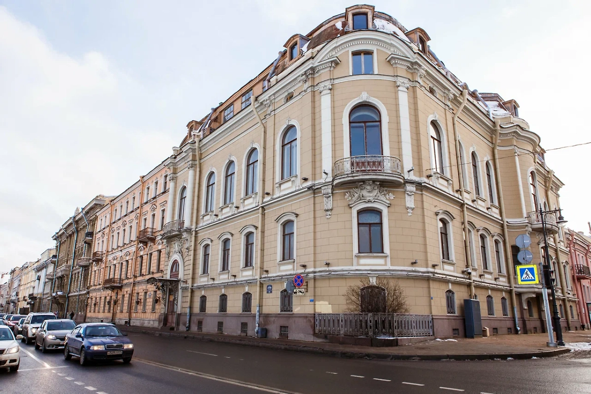 Здание ЕУСПб. Фото © avatars.mds.yandex.net