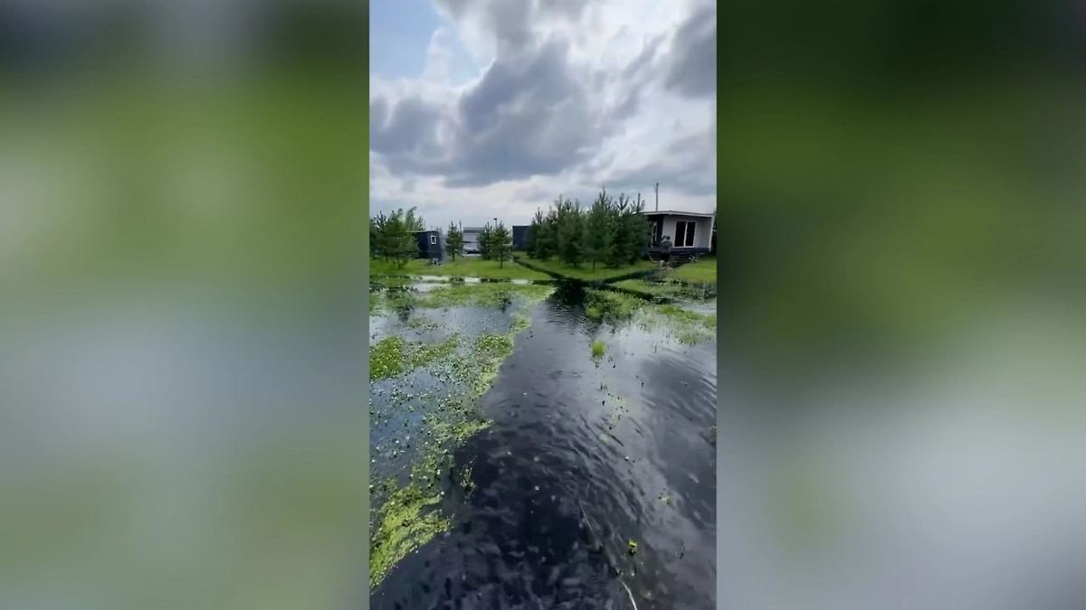 В Тюменском округе ввели режим повышенной готовности из-за подтоплений. Обложка © Telegram / Тюмень с огоньком