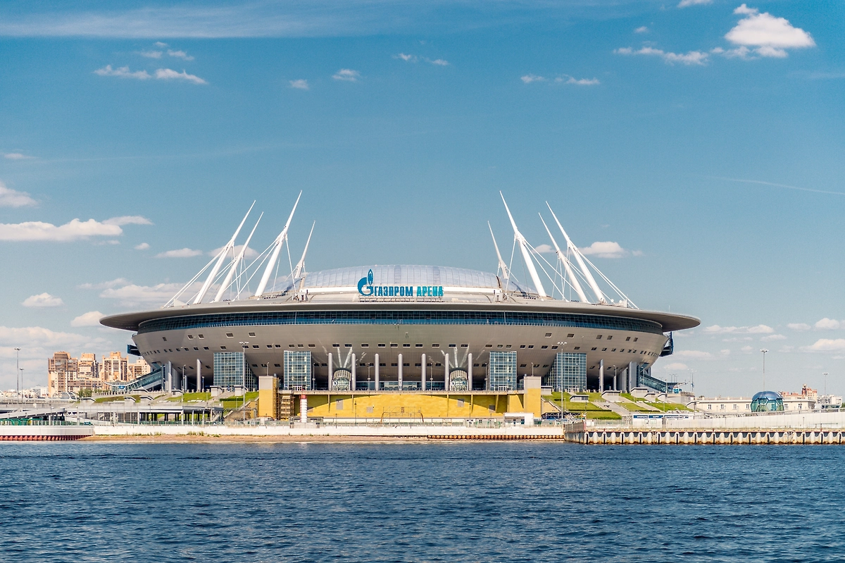 Обложка © Shutterstock / FOTODOM / Anna Nikonorova