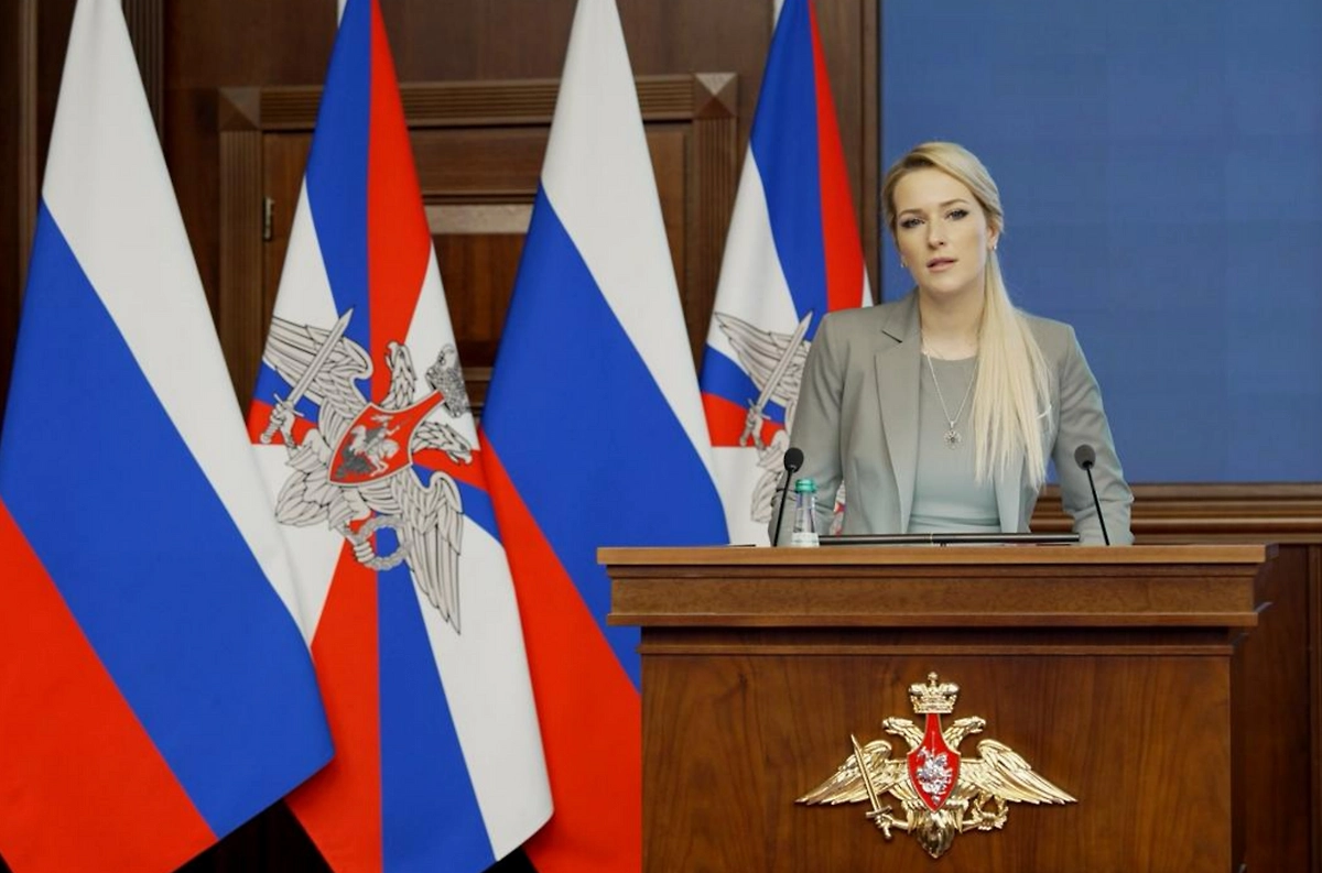 Яна Лантратова. Обложка © Telegram / Яна Лантратова