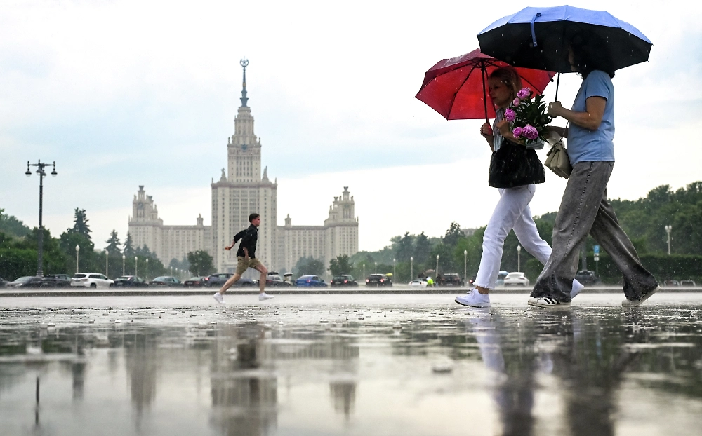 Что происходит с организмом перед грозой и почему становится плохо? Фото © РИА Новости / Максим Блинов