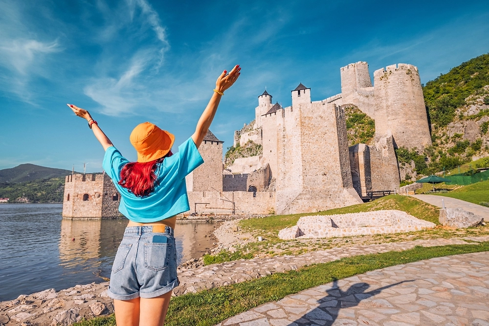 Обложка © Shutterstock / FOTODOM / frantic00