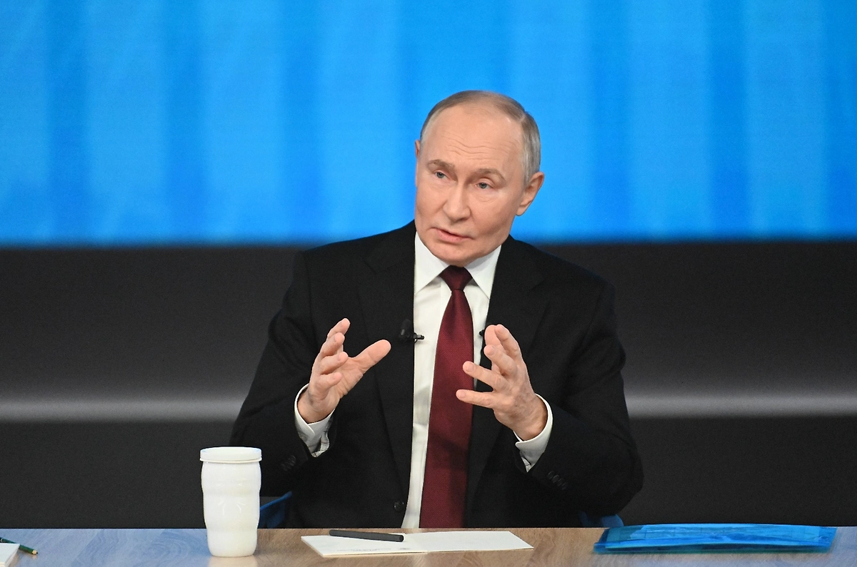 Владимир Путин. Обложка © Life.ru
