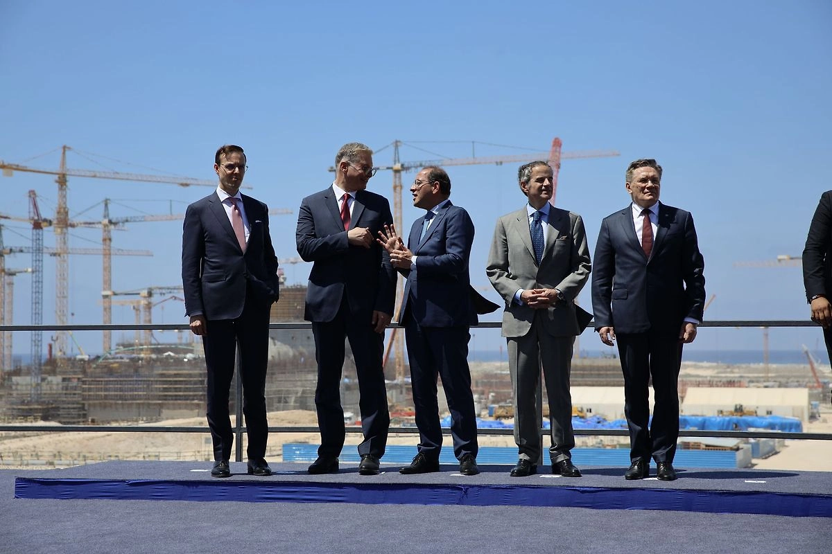На втором энергоблоке АЭС «Эль-Дабаа» установили корпус реактора. Фото © Telegram/ Росатом