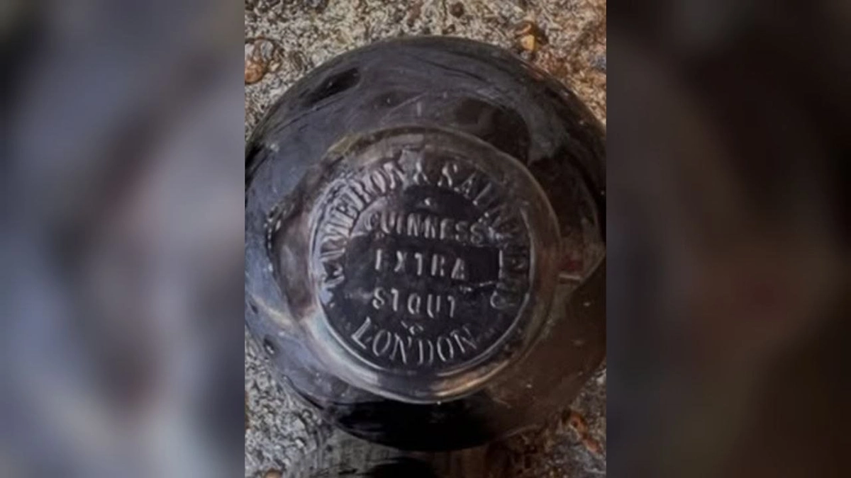 На дне Дувра дайвер нашел 162-летнее пиво. Фото © Instagram (признан экстремистской организацией и запрещён на территории Российской Федерации) / stefpanis_photography