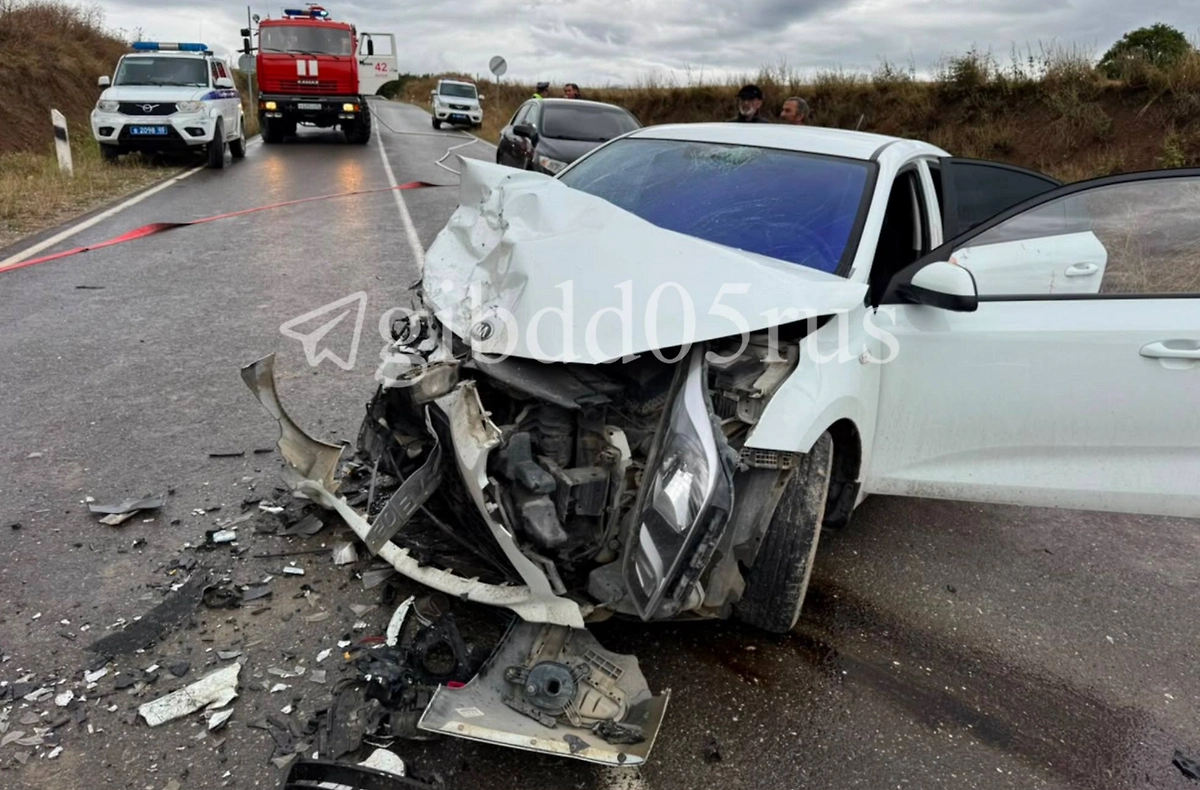 Ребёнок погибд в ДТП с двумя автомобилями в Дагестанет. Фото © Telegram / Госавтоинспекция Дагестана