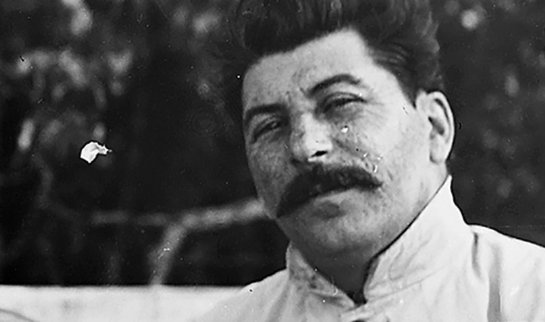 Как Сталин принял решение заменить орлов звёздами в 1935 году. Фото © Wikipedia / Maria Ilyinichna Ulyanova