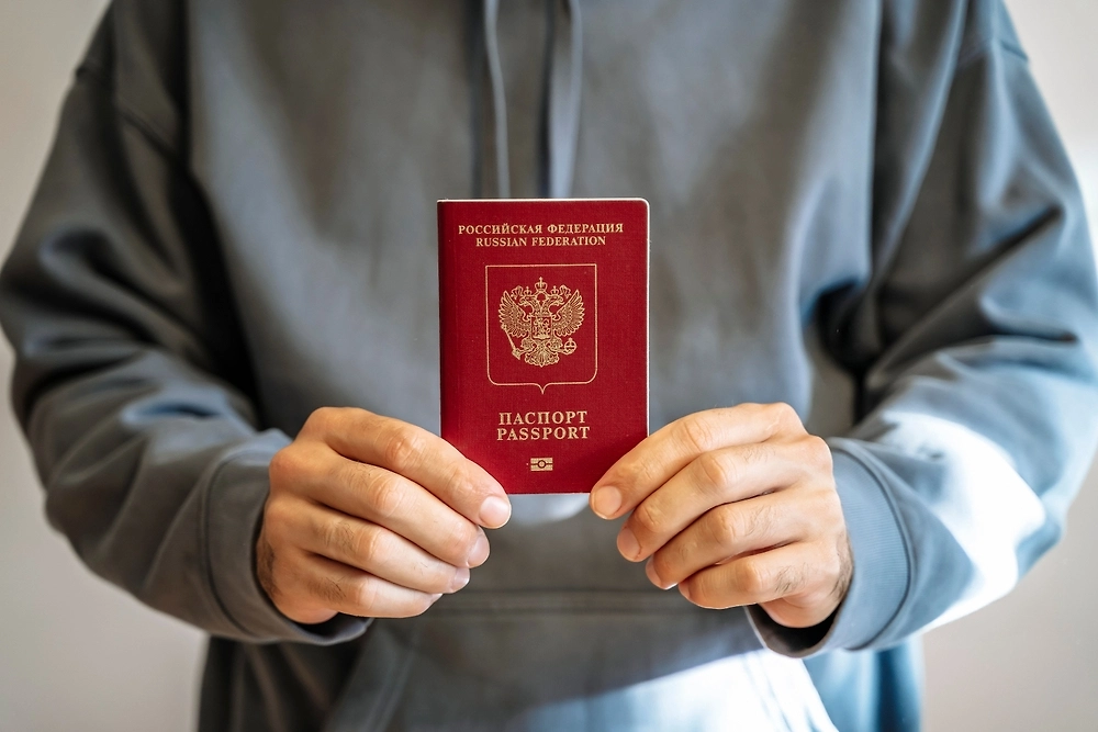 Обложка © Shutterstock / FOTODOM / Zuyeu Uladzimir