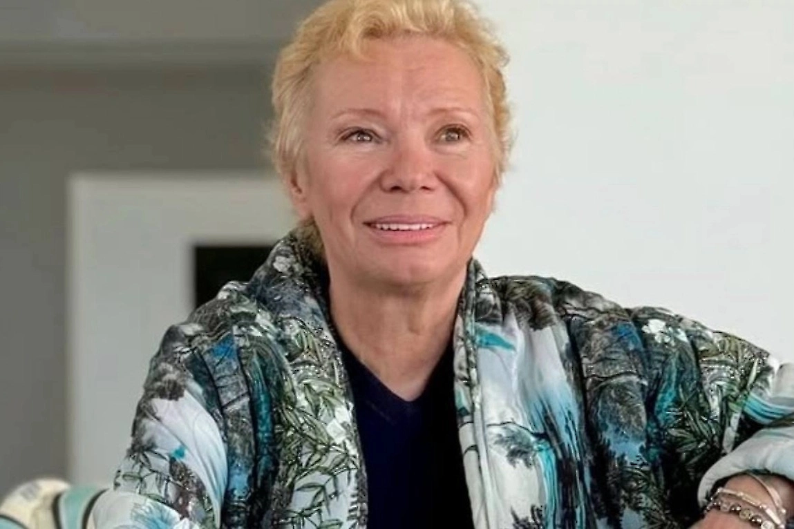 Ксения Ларина* (Оксана Баршева*). Обложка © Instagram (признан экстремистской организацией и запрещён на территории РФ) / xlarina1*