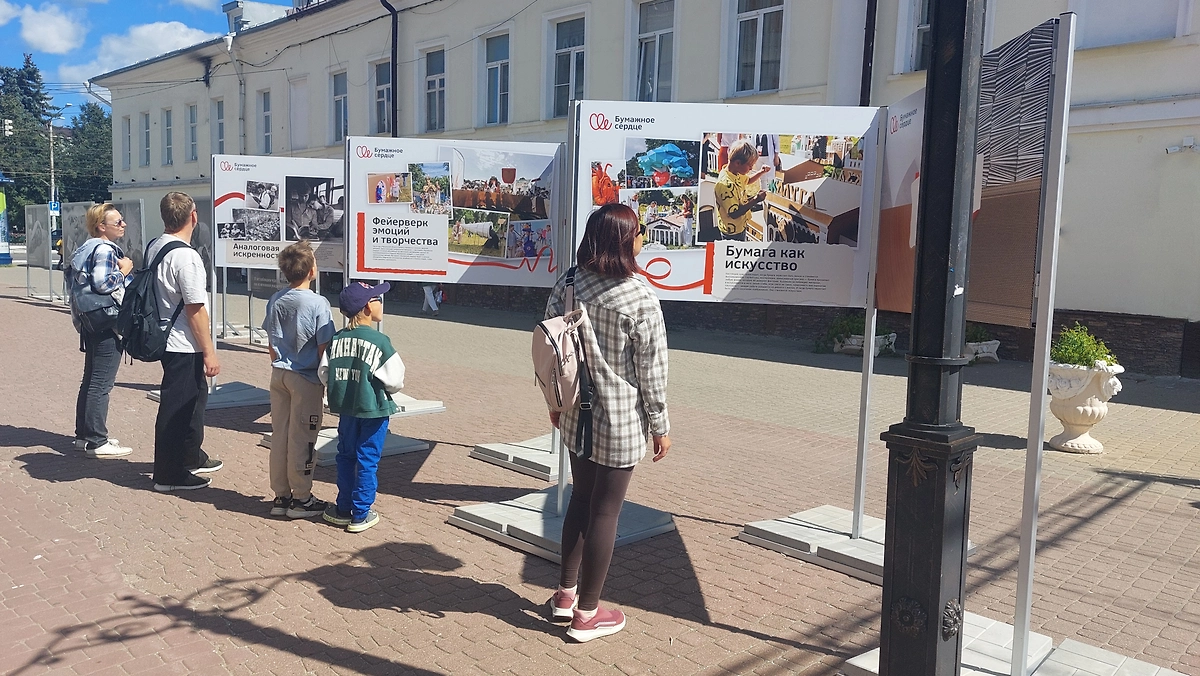 Более 7 тысяч человек приняли участие в Неделе «Бумажное сердце» под Калугой. Фото © Предоставлено Life.ru