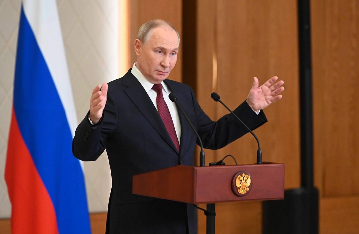 Владимир Путин. Обложка © Life.ru
