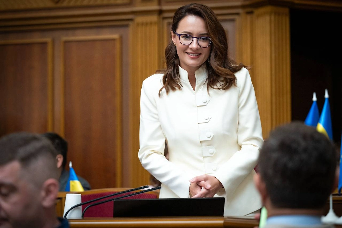 Обложка © Пресс-служба Юлии Свириденко