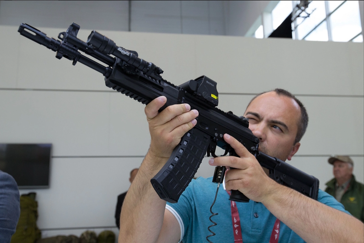 АК-12. Обложка © Концерн «Калашников»