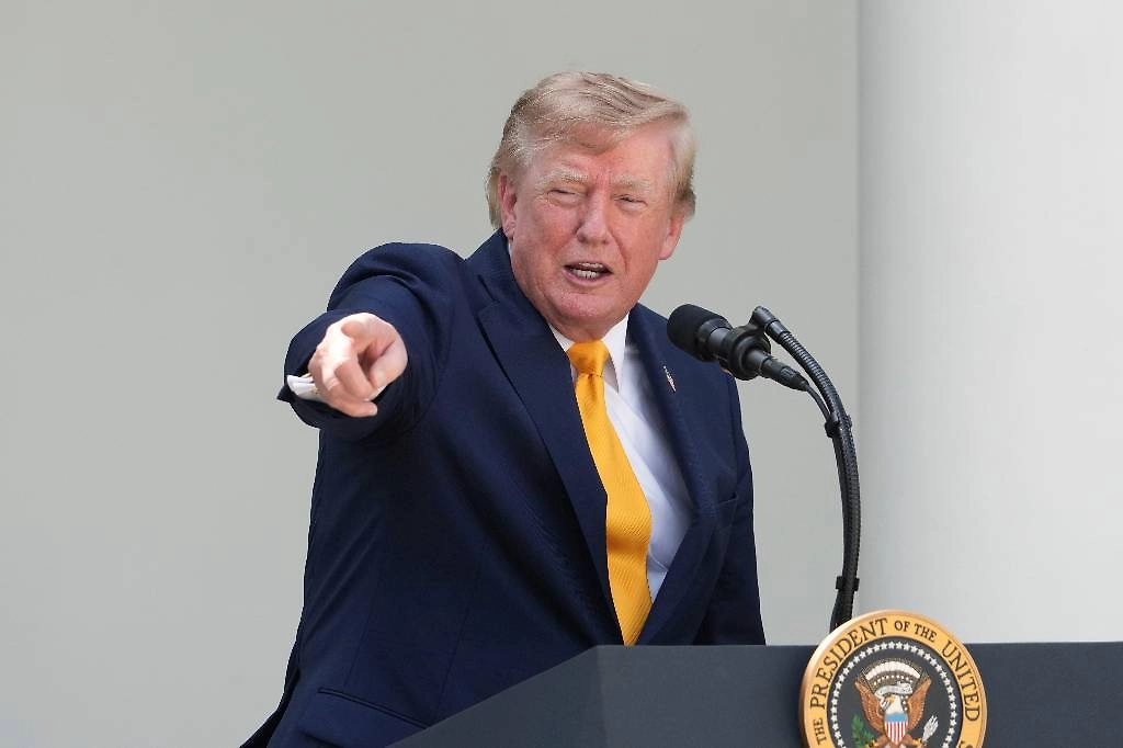 Трамп утверждает, что ВМС США очистили Ормузский пролив от мин Трамп утверждает, что ВМС США очистили Ормузский пролив от мин