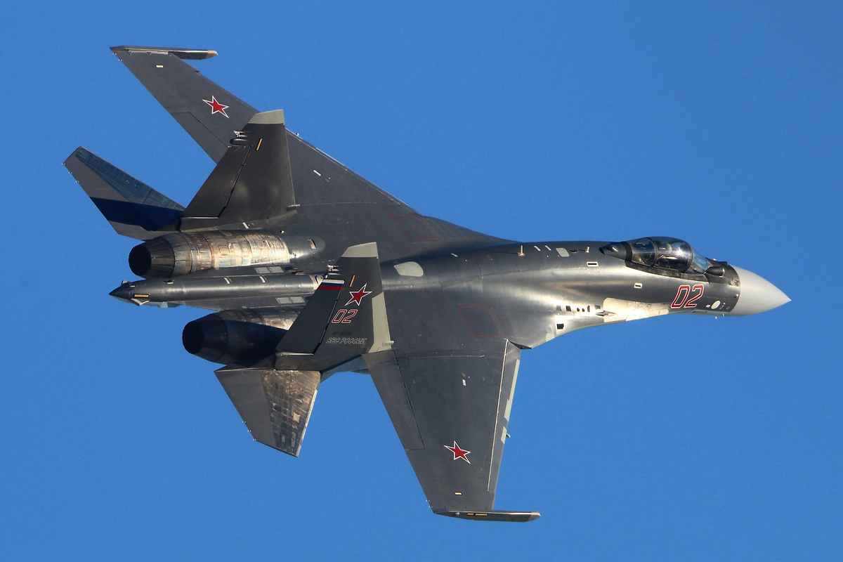 Обложка © Shutterstock / FOTODOM / Fasttailwind