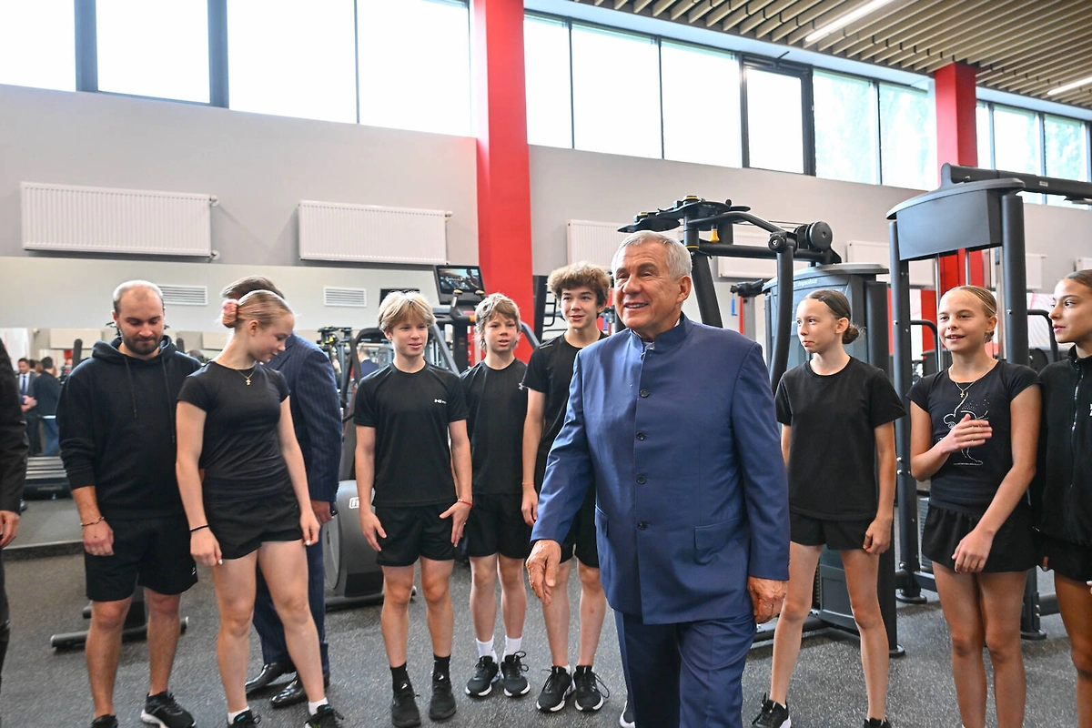 В торжественной церемонии открытия приняли участие раис Татарстана Рустам Минниханов и мэр города Ильсур Метшин. Фото © rais.tatarstan.ru