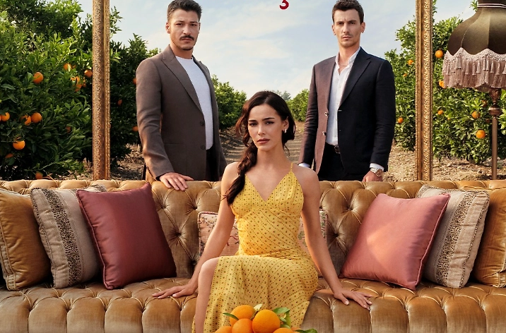 Продолжение сериала «Коралловый особняк». Фото © Instagram (признан экстремистской организацией и запрещён на территории Российской Федерации) / mercankosktv