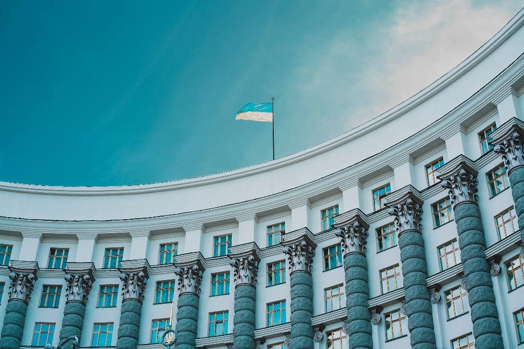 Обложка © Shutterstock / FOTODOM / AndriiKoval