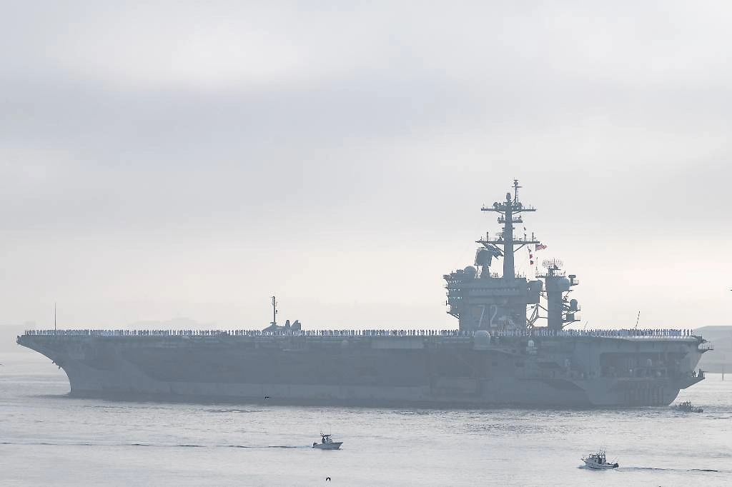 USS Abraham Lincoln. Фото © navy.mil